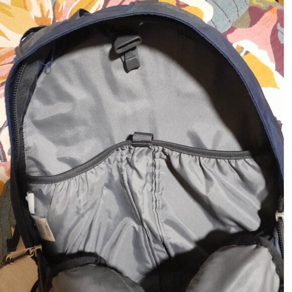 SOLD🟠🟠🟠🟠🟠🟠The North Face Borealis Large Backpack Gray Blue 19"H x14"W - Picture 11 of 14